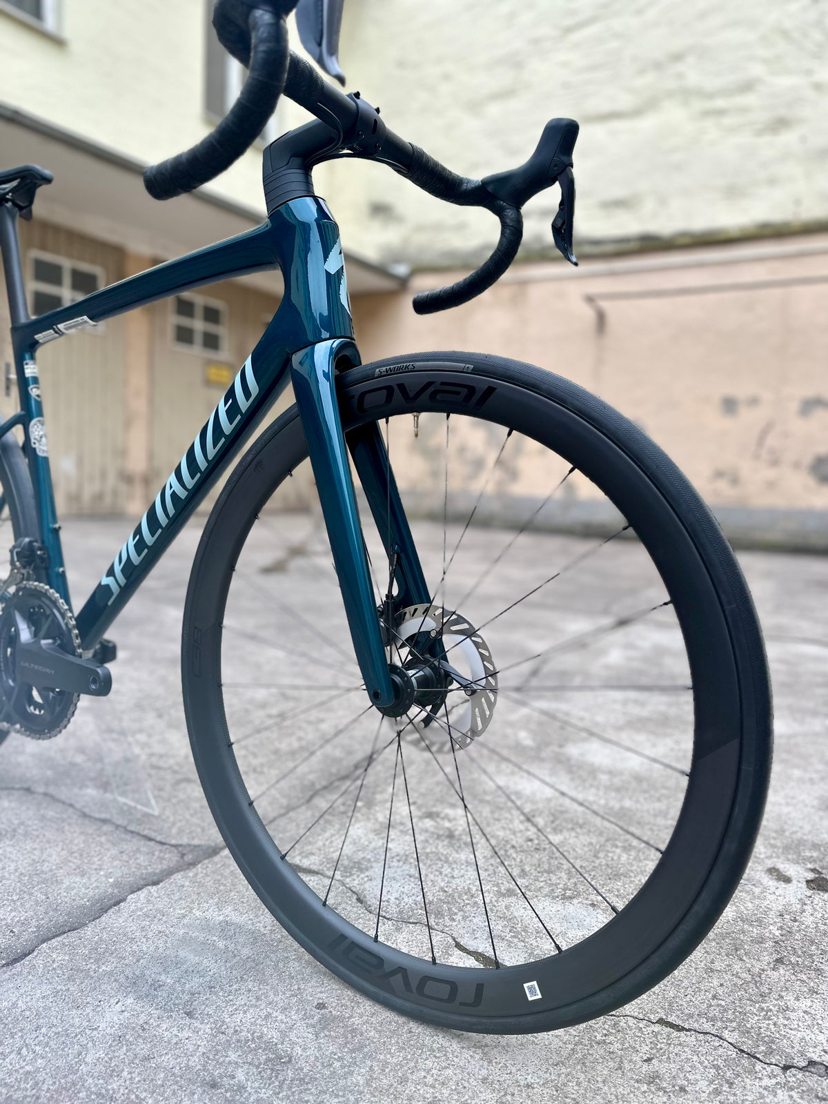 Specialized Tarmac SL8 Expert, Shimano Ultegra Di2 2x12 - Gloss Deep Lake Metallic / Green Pearl Over Seafoam