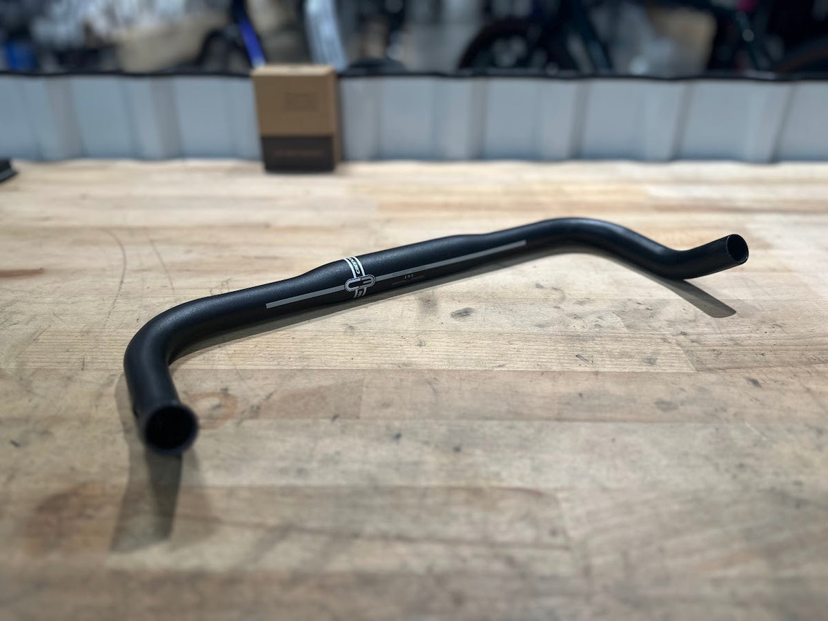 Cannondale C3 Bullhorn Handlebar, 31.8 mm | 400 mm - Black