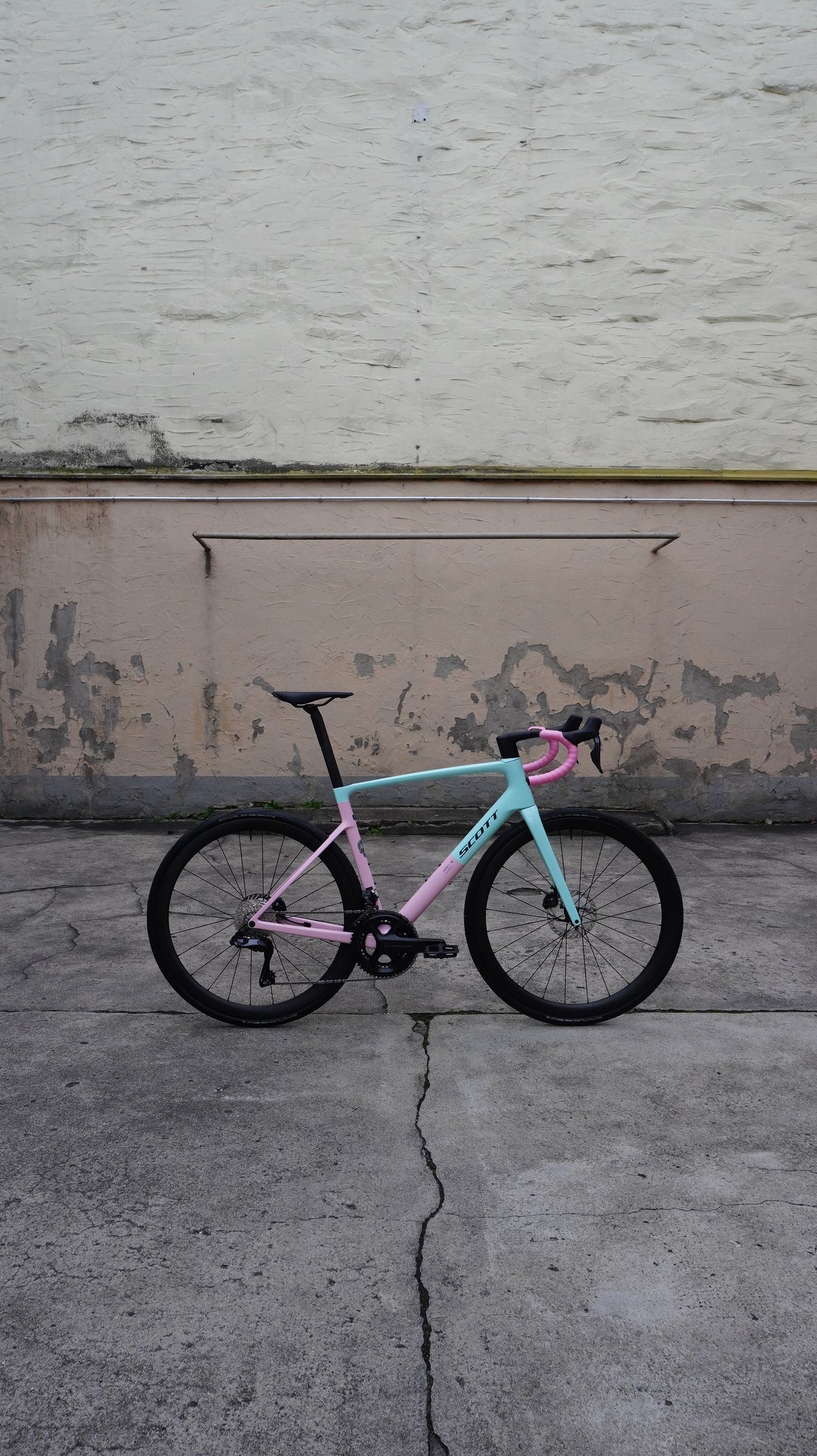 Scott Addict RC 10 Rennrad, Shimano Ultegra Di2 2x12 - Gelato Blue / Gelato Pink