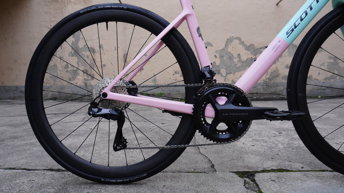 Scott Addict RC 10 Rennrad, Shimano Ultegra Di2 2x12 - Gelato Blue / Gelato Pink