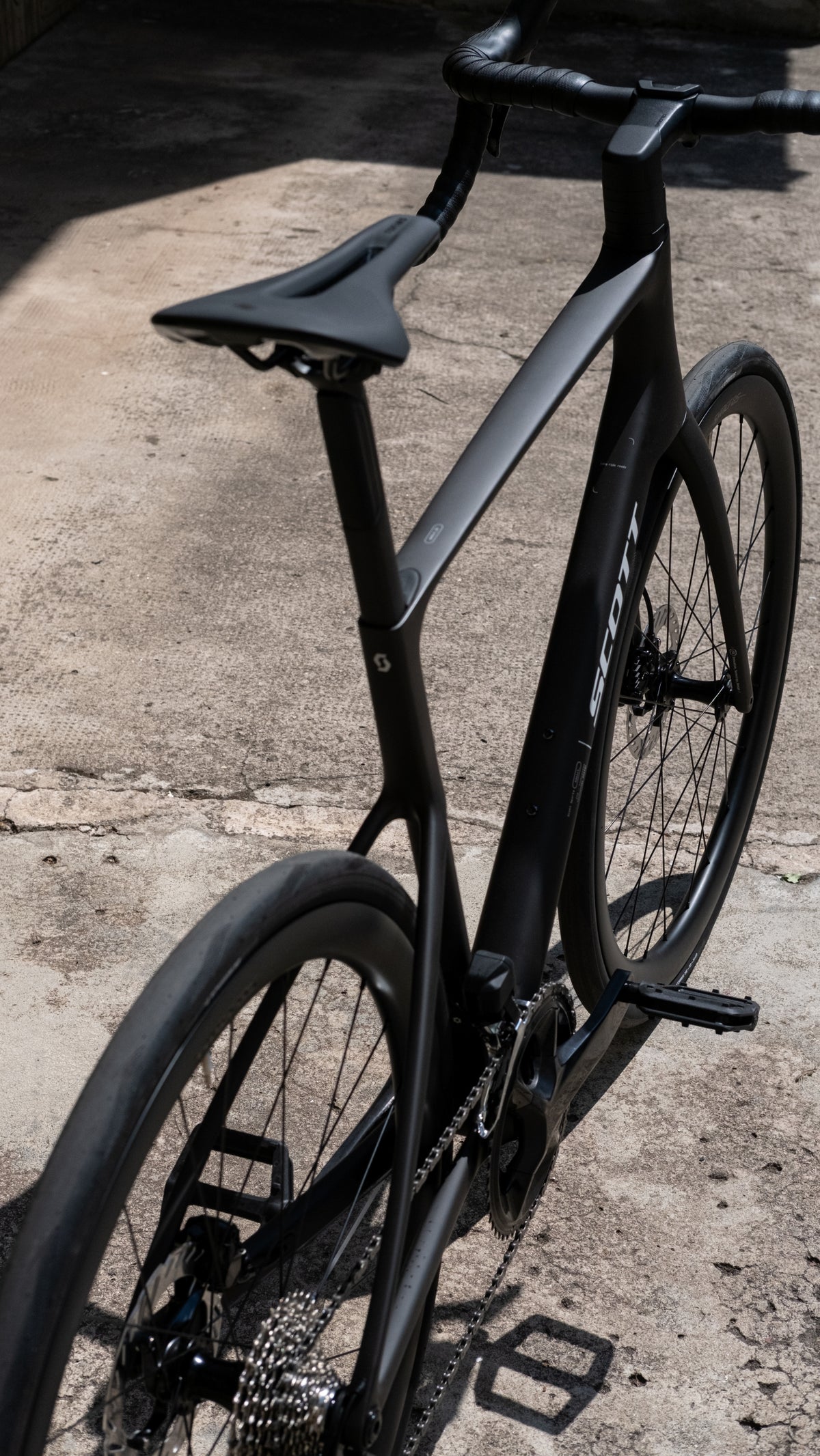 Scott ADDICT 30 Rennrad Shimano 105 Di2 2x12 - Carbon Black