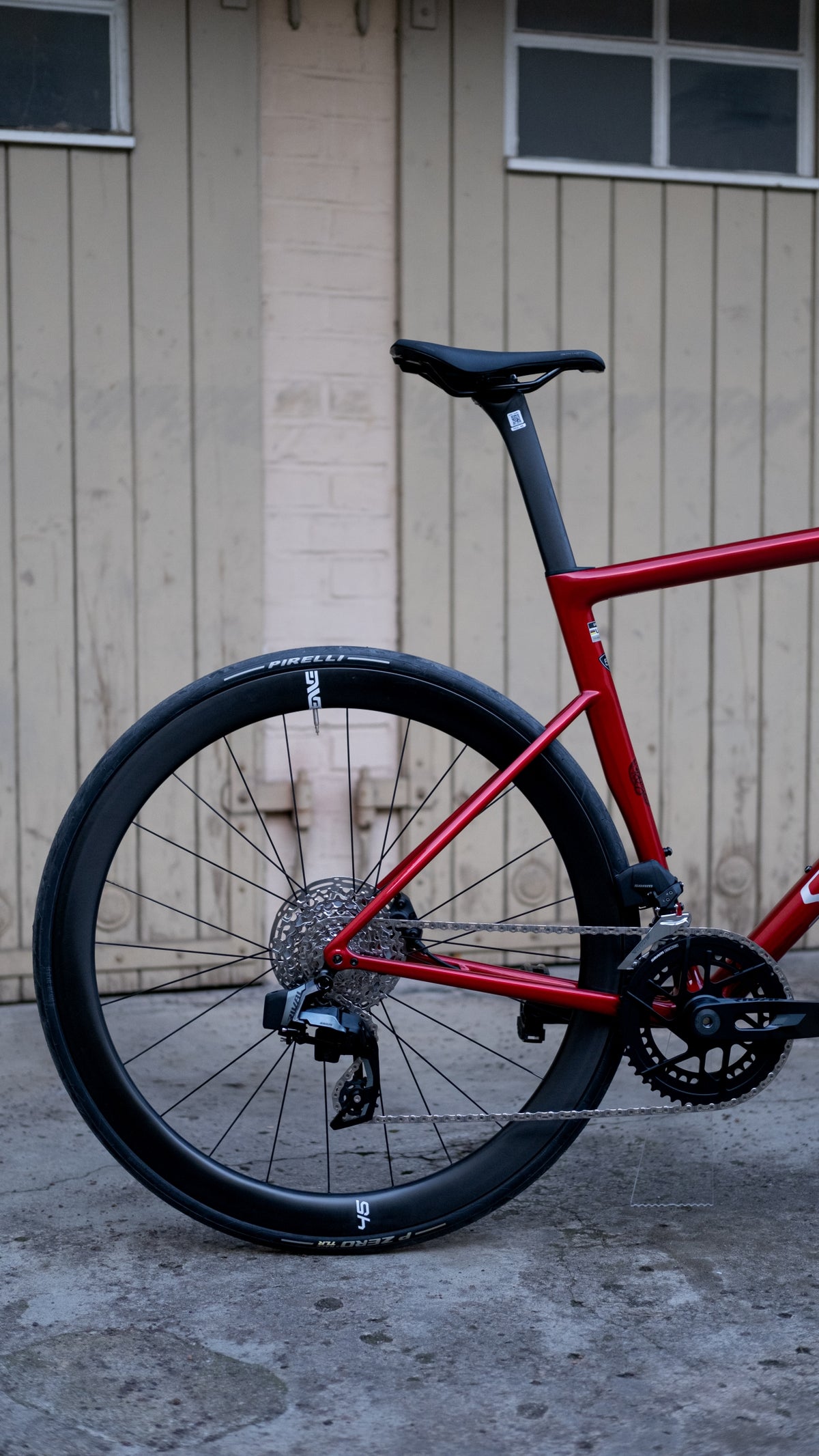 Specialized Tarmac SL8 Comp, SRAM Rival AXS 2x12 - Gloss Red Tint over Silver Dust