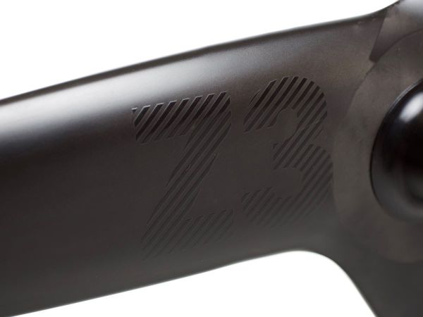 BLB Notorious Z3 Voll-Carbon Tri-Spoke - Hinterrad