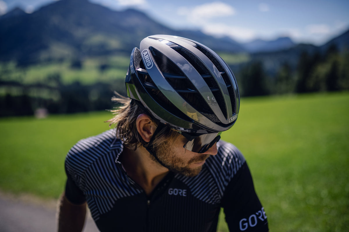ABUS Aventor Fahrradhelm - Velvet Black