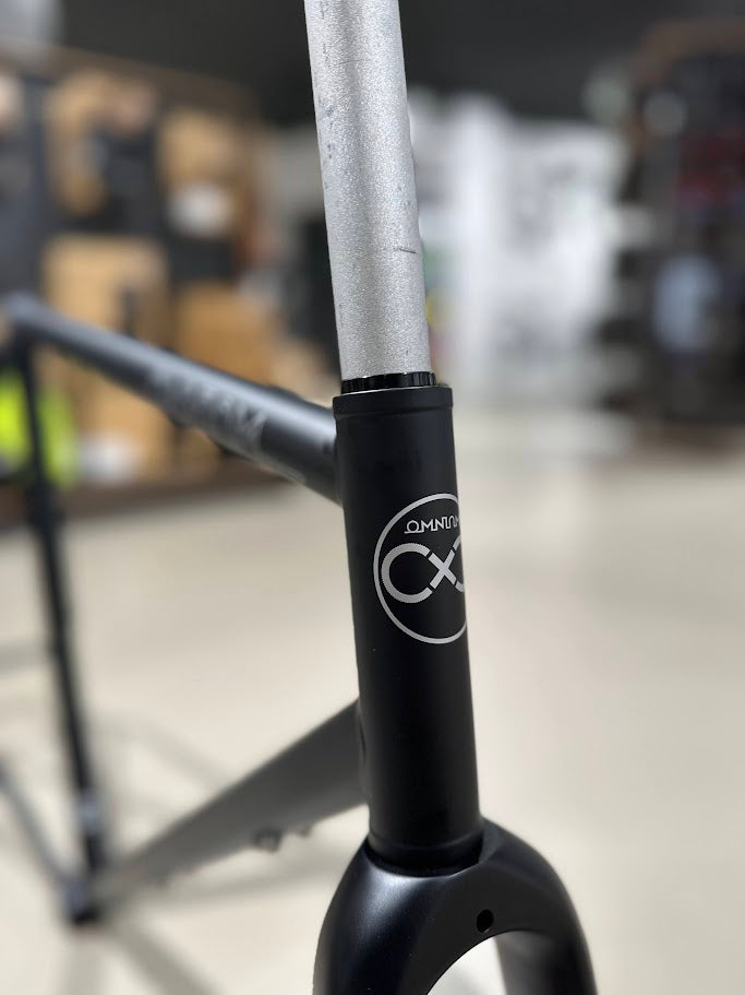 Omnium CXC Standard Rahmen-Set - Matt Black Toughcoat mit Carbon Gabel
