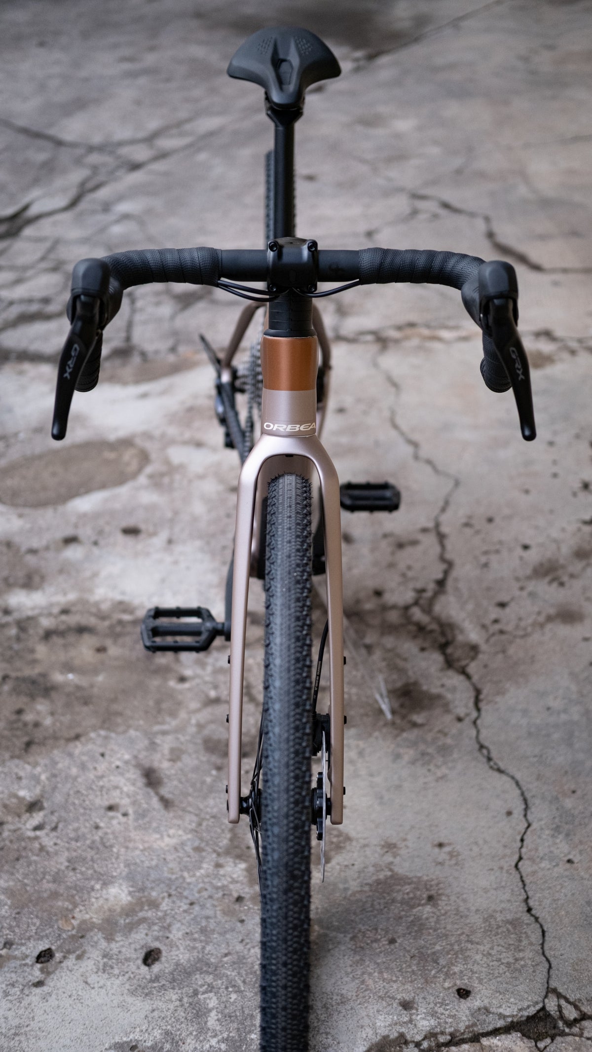 Orbea Terra ADV M30Team (2026), Nickel - Met Cinnamon