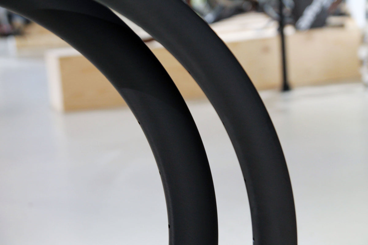 SMParts. Force 43, T700 Clincher Carbon Rim, 700c 28", TLR - UD Matt