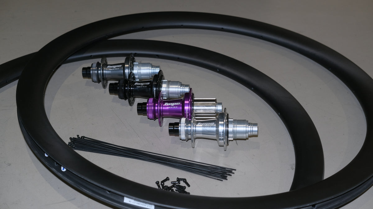 SMParts. Force 43 TLR UD Matt x HOPE RS4 Road 24/24 Loch Laufradsatz