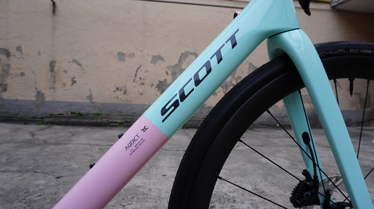 Scott Addict RC 10 Rennrad, Shimano Ultegra Di2 2x12 - Gelato Blue / Gelato Pink