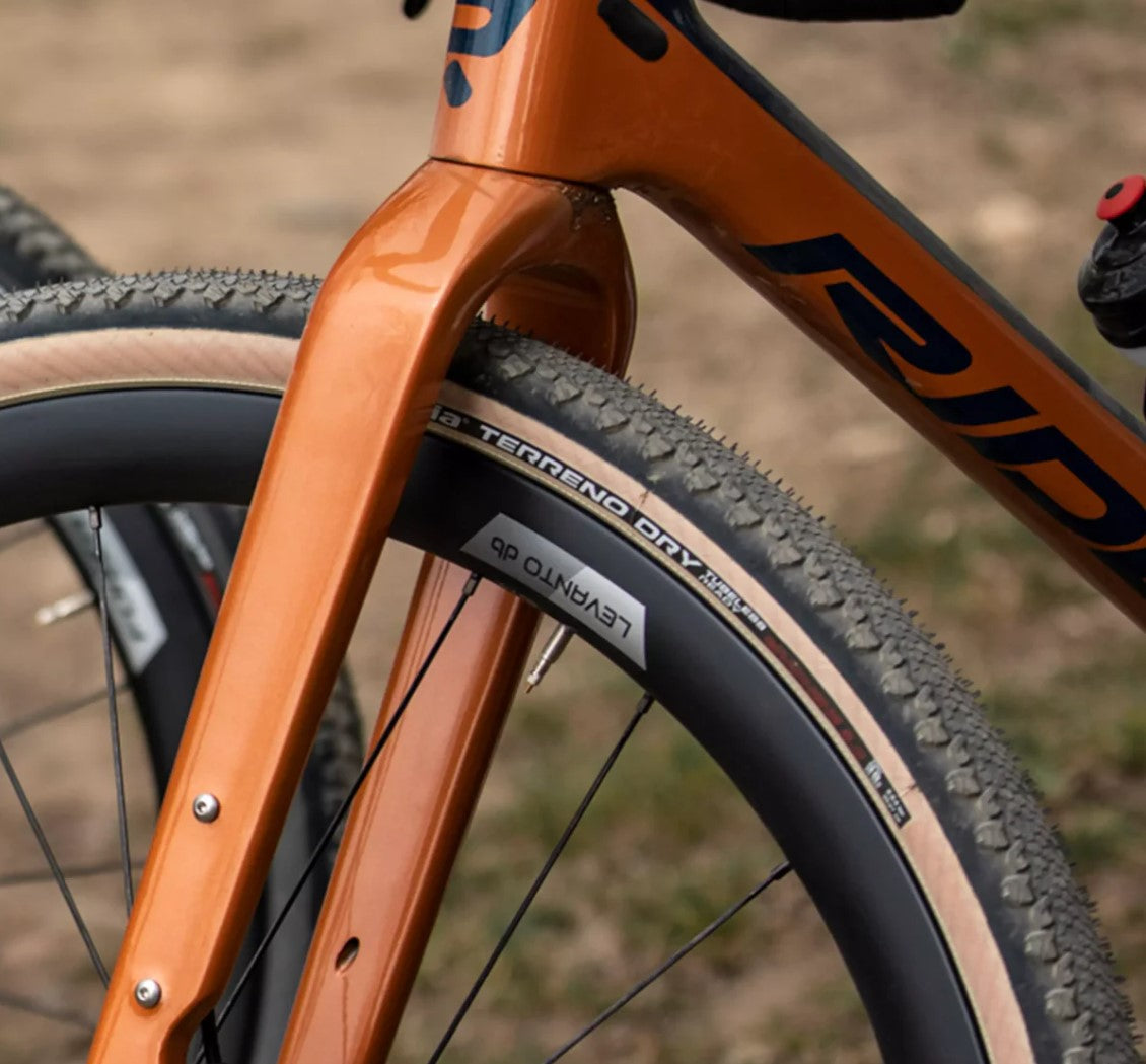 Vittoria Terreno Dry LITE 700x38c 1C Graphene 2.0 TLR Black/Tan