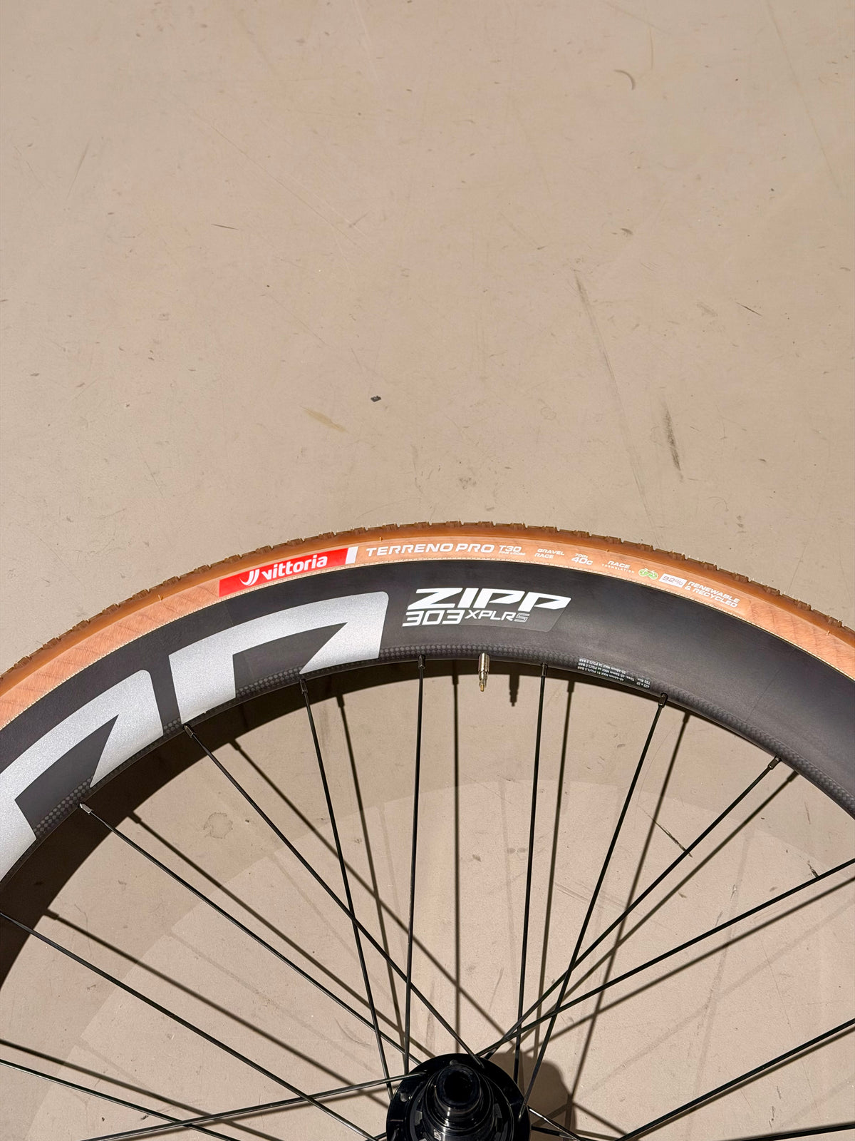Vittoria Terreno T30 Fine Loose, Gravel Endurance G2.0 TLR - Black/Tan
